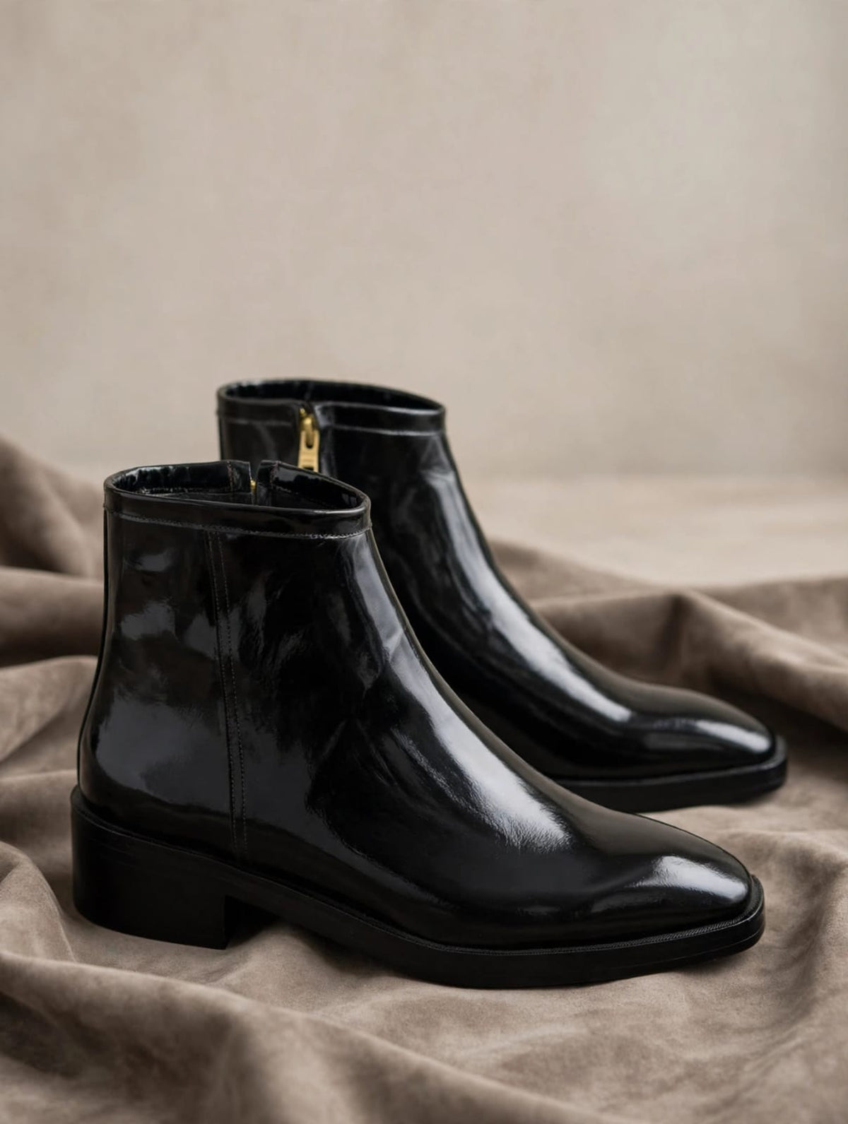 : Noir Prestige Zip chelsea boot