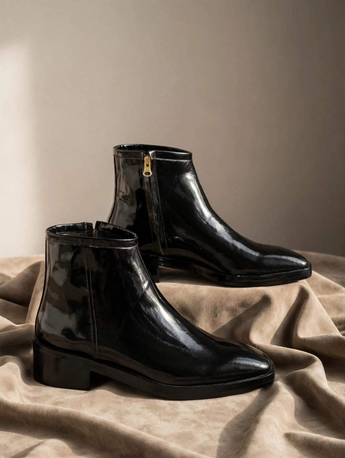 : Noir Prestige Zip chelsea boot